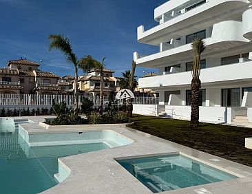 Geschakelde woning in Orihuela