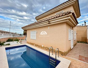 Vrijstaande woning in Torrevieja
