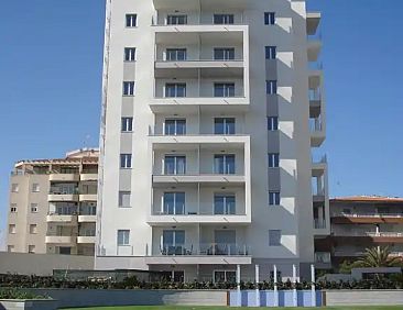 Luxe appartement, 50m van de zee