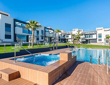 Oasis Beach 9