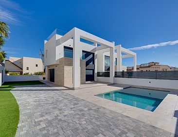 Vrijstaande woning in Torrevieja