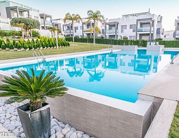 Vakantiehuis "Sunny Villa" mit Schwimmbad