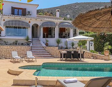 Villa Dadores