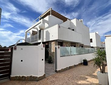 Geschakelde woning in Lomas De Cabo Roig