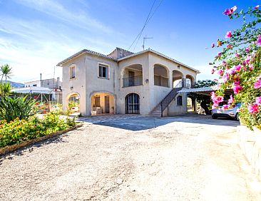 Vrijstaande woning in Pedreguer