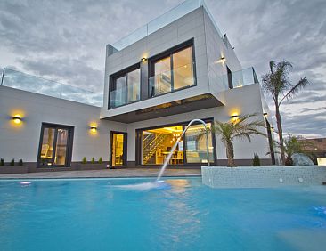 Vrijstaande woning in San Miguel de Salinas