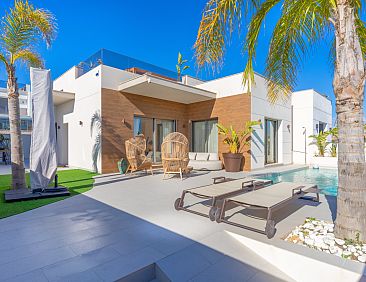 Vrijstaande woning in San Miguel de Salinas