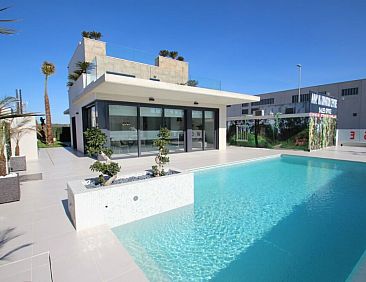 Vrijstaande woning in San Miguel de Salinas
