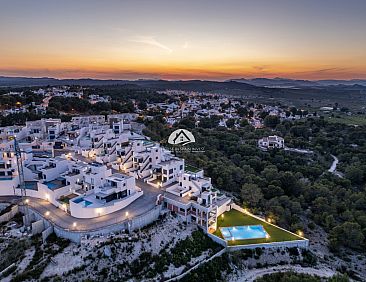 Vrijstaande woning in San Miguel de Salinas