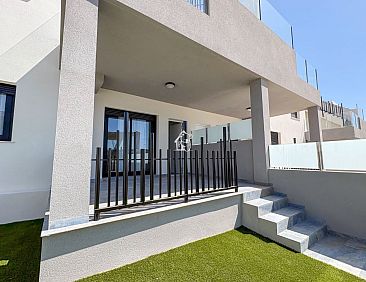 Geschakelde woning in San Miguel de Salinas