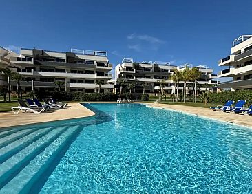 Luxe apt Torrevieja zwembad
