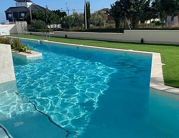 Marina Garden; La Luz del León