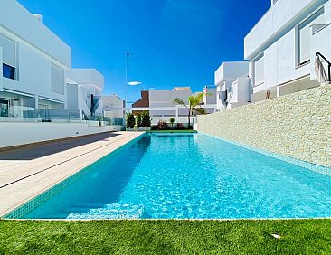 Geschakelde woning in Pilar De La Horadada