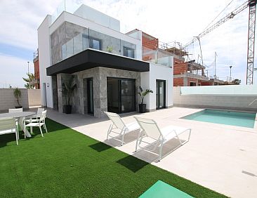 Vrijstaande woning in Pilar De La Horadada