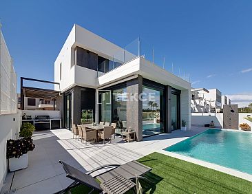 Geschakelde woning in Pinar de Campoverde