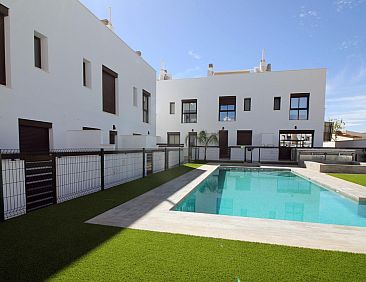 Geschakelde woning in Pilar De La Horadada