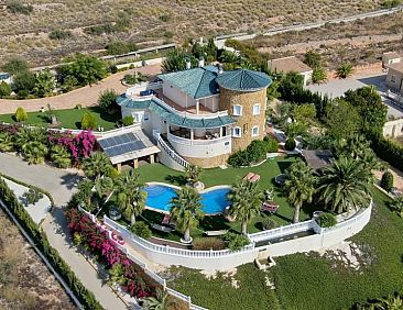 Vrijstaande woning in Hondon De Las Nieves