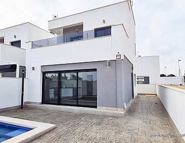 Vrijstaande woning in La Zenia