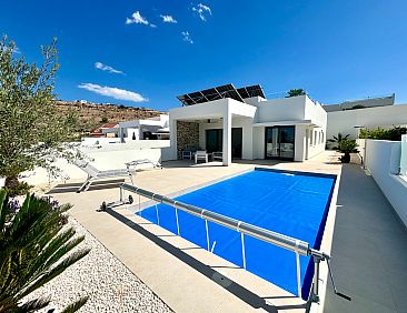 Vrijstaande woning in Benijofar