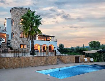 Villa Los Primos