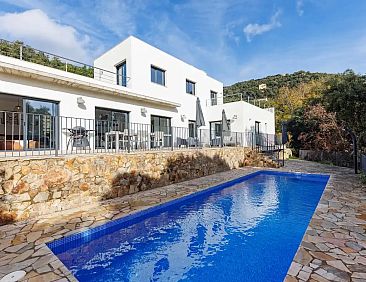 Villa Sobremesa