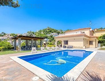 CostaCabana - Villa Paris