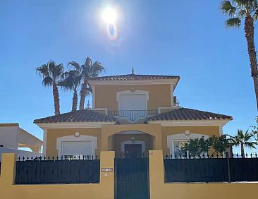 Casa Luna