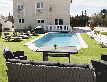 Luxe villa op 20 minuten van Valencia
