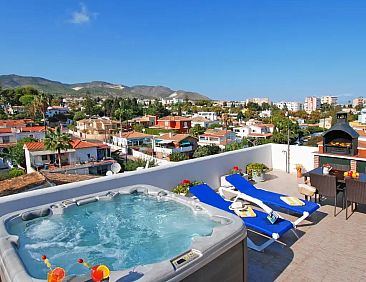 Isla de Benalmadena 1