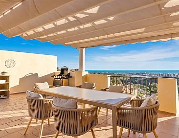Los Arqueros penthouse zeezicht