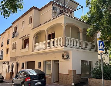 Townhouse with garage in Estepona Ct