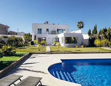 6persoons Villa met verwarmd zwembad