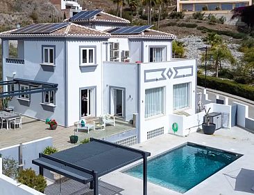 GR03 La Buena Vida Torrox