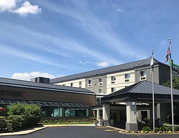 Holiday Inn Hotel &amp; Suites Chicago-Carol Stream/Wheaton, an 