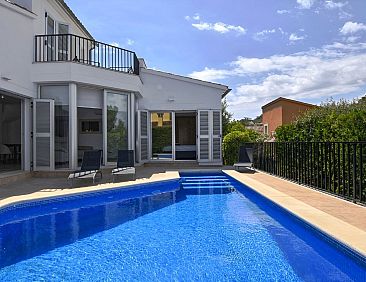 Vakantiehuis Villa "Calma" mit privatem Pool und Meerblick