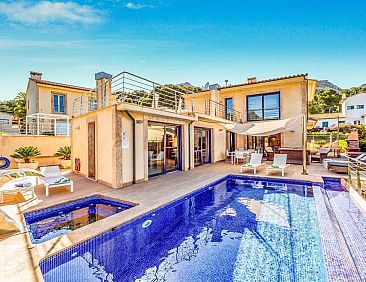 Vakantiehuis Schöne Villa im Zentrum von Cala Sant Vicenç