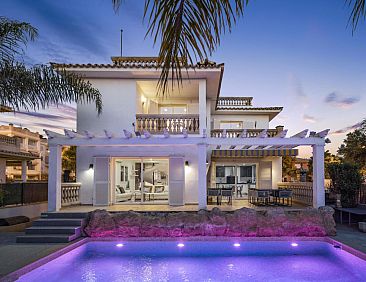 Vakantiehuis Villa SOL FELOSTAL, 130m zum Strand, nahe Airpo