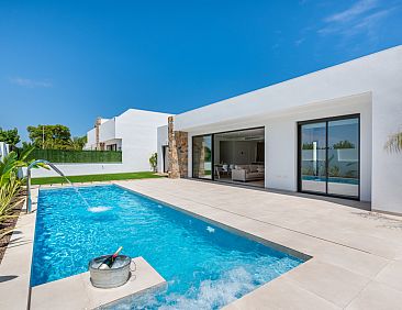Vrijstaande woning in Los Alcazares