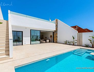 Vrijstaande woning in Los Alcazares