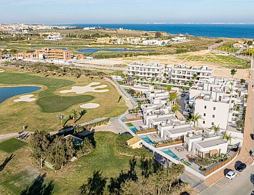 Vrijstaande woning in Los Alcazares