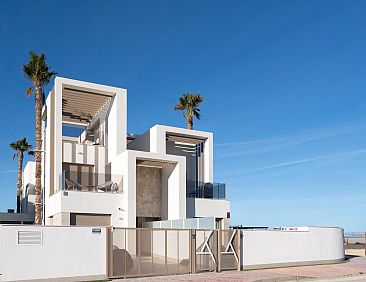 Chalet in Los Alcazares