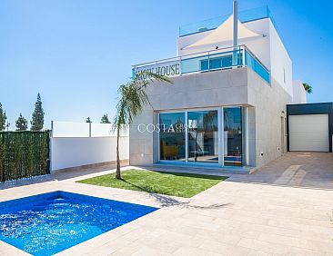 Vrijstaande woning in Los Alcazares