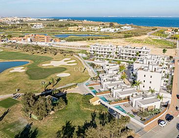 Vrijstaande woning in Los Alcazares