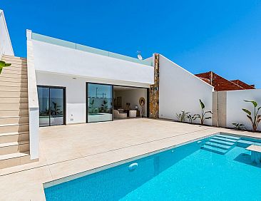 Vrijstaande woning in Los Alcazares
