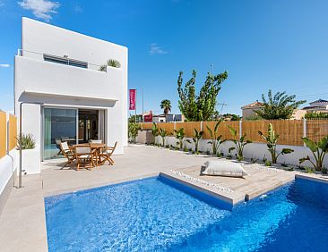 Vrijstaande woning in Los Alcazares