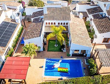 Vrijstaande woning in Banos y Mendigo