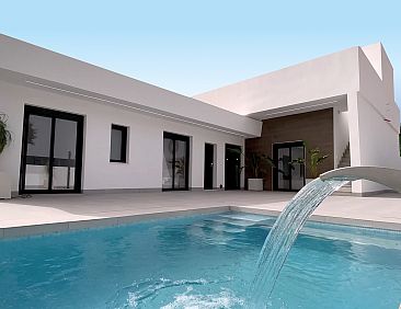 Vrijstaande woning in Roldán
