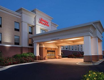 Hampton Inn &amp; Suites Chicago/Saint Charles