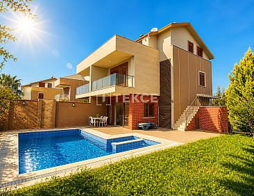 Geschakelde woning in Belek