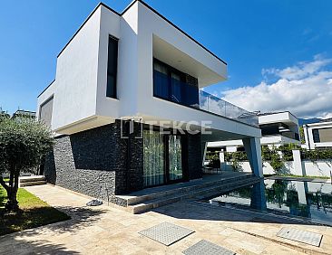 Vrijstaande woning in Kemer